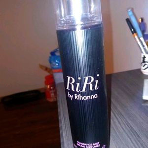 RiRi by Rihanna mist spray 8 oz 4 women
